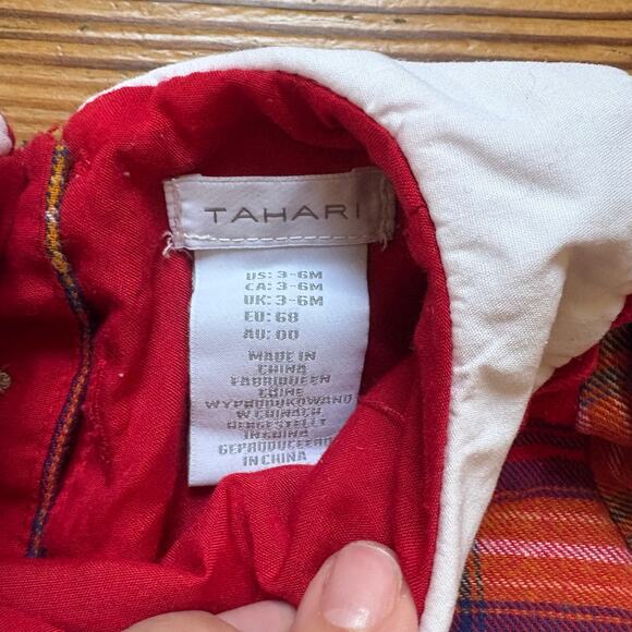 Tahari red plaid apple embroidered collar long sleeve baby dress SIZE 3-6M - Picture 4 of 5